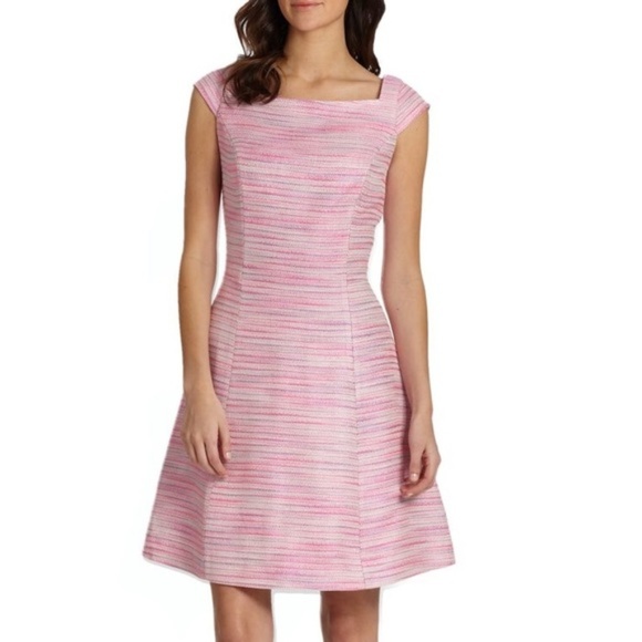 Lilly Pulitzer Dresses & Skirts - Lilly Pulitzer Barnard Boucle dress - Like New!
